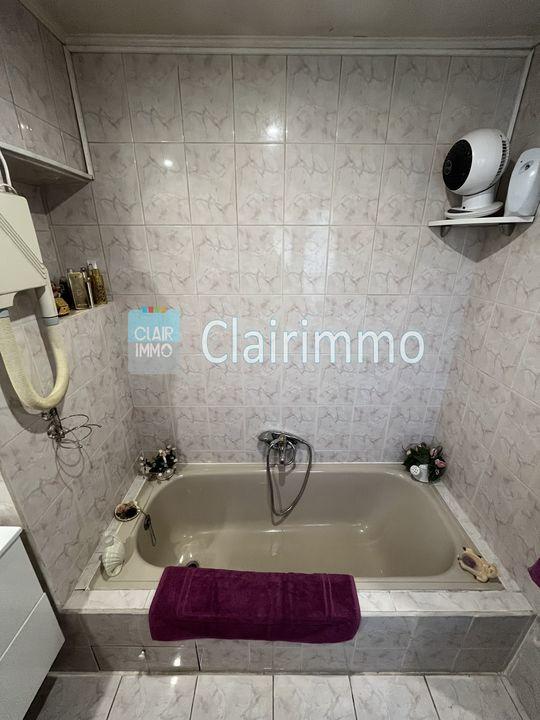 Villa - 160 m² - 8 pièces