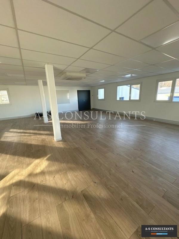 Bureau - 600 m²