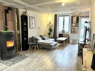 Maison de village - 90 m² - 4 pièces