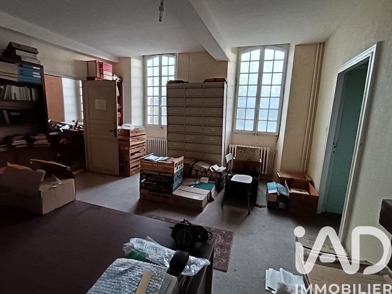 Maison - 383 m² - 12 pièces