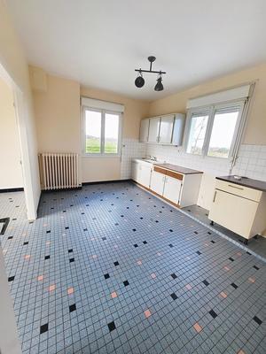 Maison - 88 m² - 6 pièces