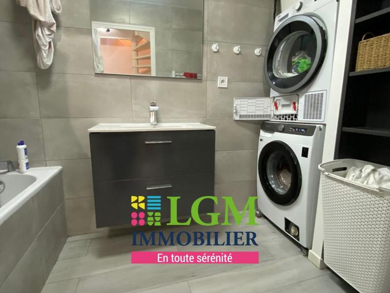 Appartement - 119 m² - 6 pièces