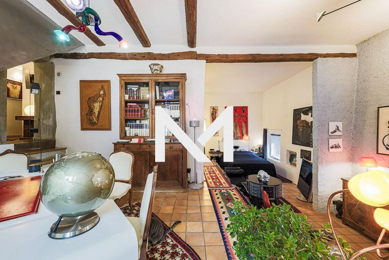 Maison - 190 m² - 5 pièces