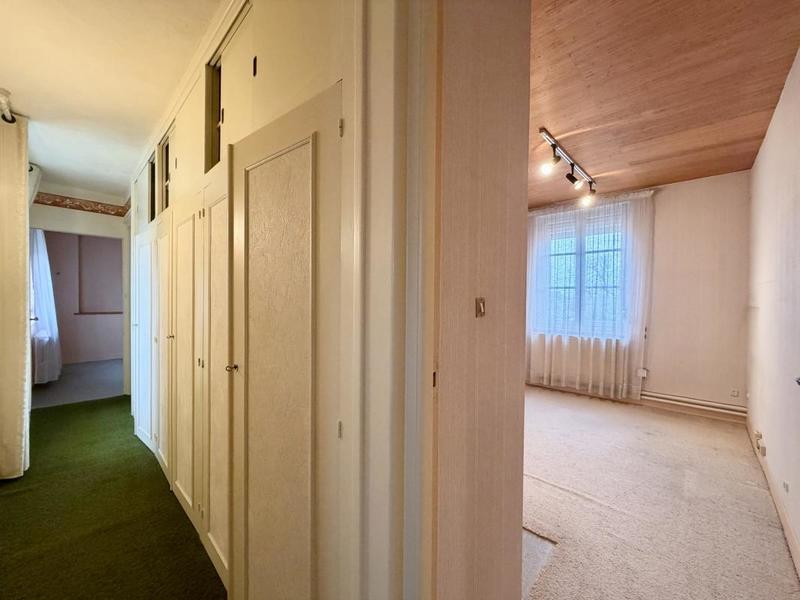 Maison - 167 m² - 8 pièces