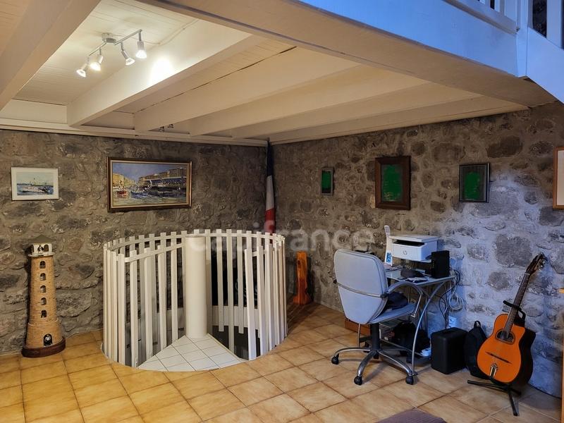 Maison de ville - 138 m² - 4 pièces