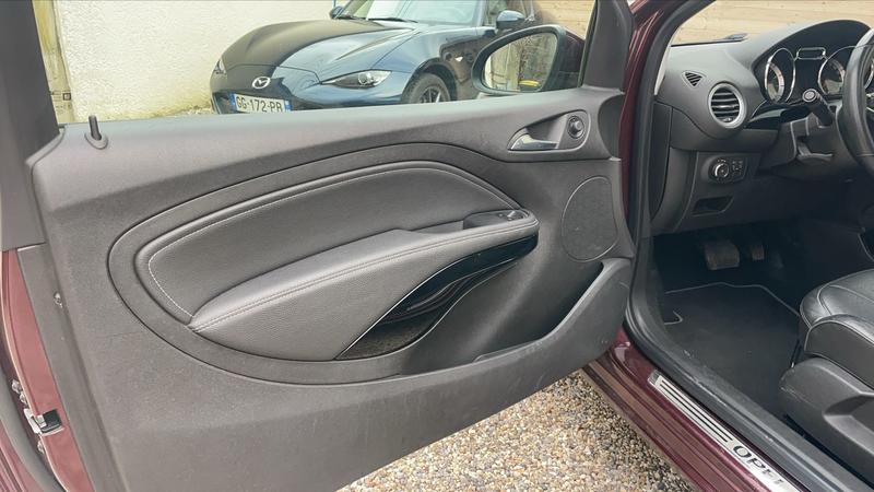 Opel Adam 1.4 Twinport 87 Glam