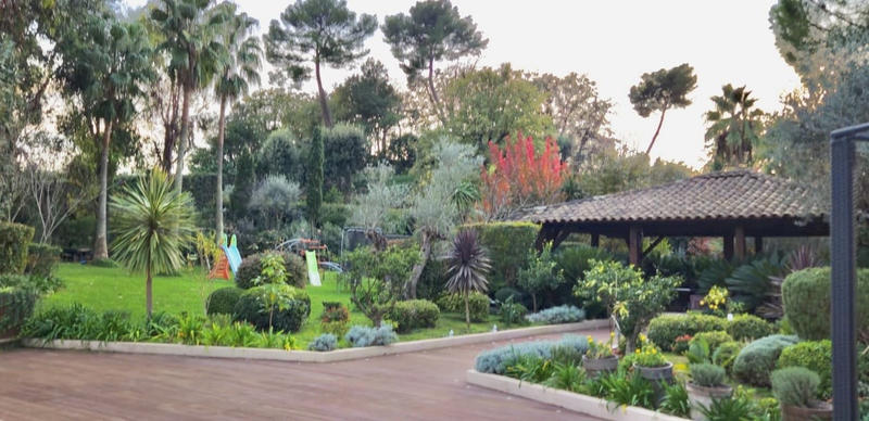 Villa - 530 m² - 10 pièces