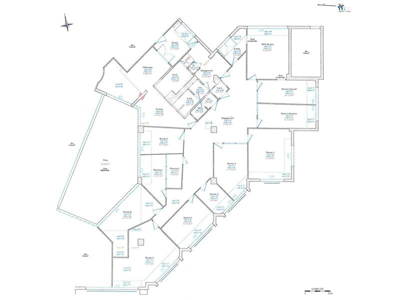 Local commercial - 303 m² - 10 pièces