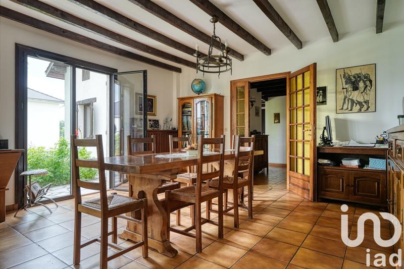 Maison - 93 m² - 5 pièces