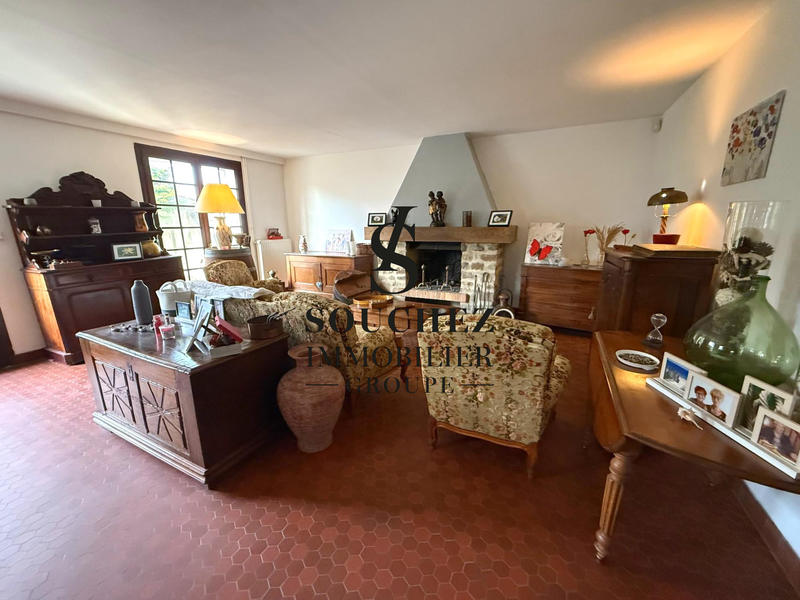 Maison ancienne - 137 m² - 6 pièces