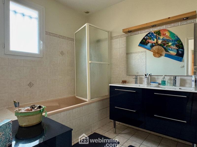 Maison - 102 m² - 5 pièces