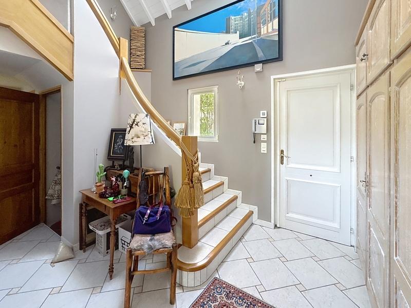 Maison - 188 m² - 5 pièces