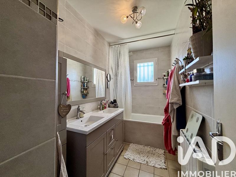 Maison - 100 m² - 6 pièces