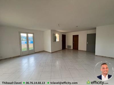 Maison - 105 m² - 4 pièces