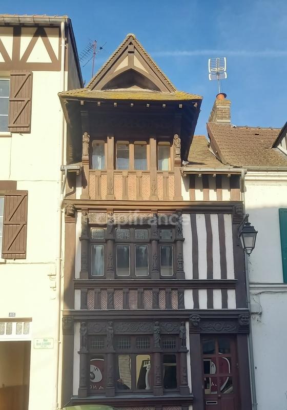 Maison de ville - 153 m² - 6 pièces