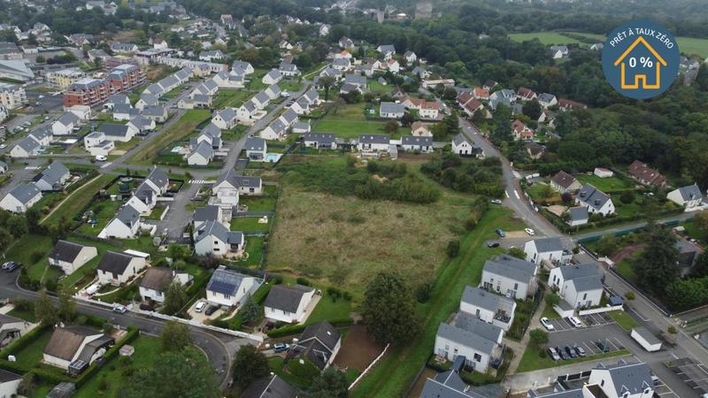 Terrain de lotissements - 653 m²