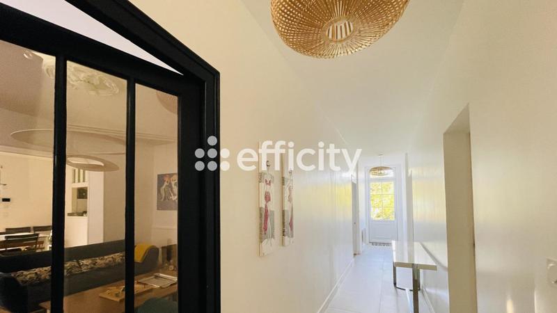 Maison en pierre - 200 m² - 8 pièces