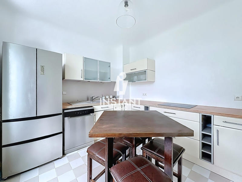 Maison - 175 m² - 8 pièces