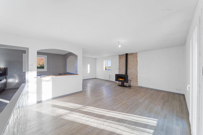 Maison - 115 m² - 6 pièces