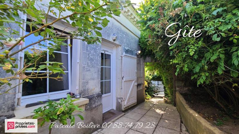 Maison - 218 m² - 11 pièces