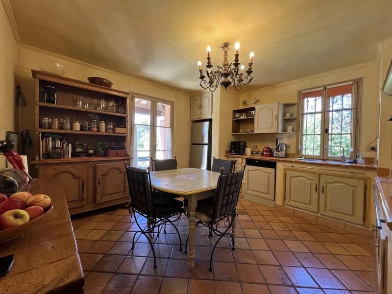 Villa - 160 m² - 5 pièces