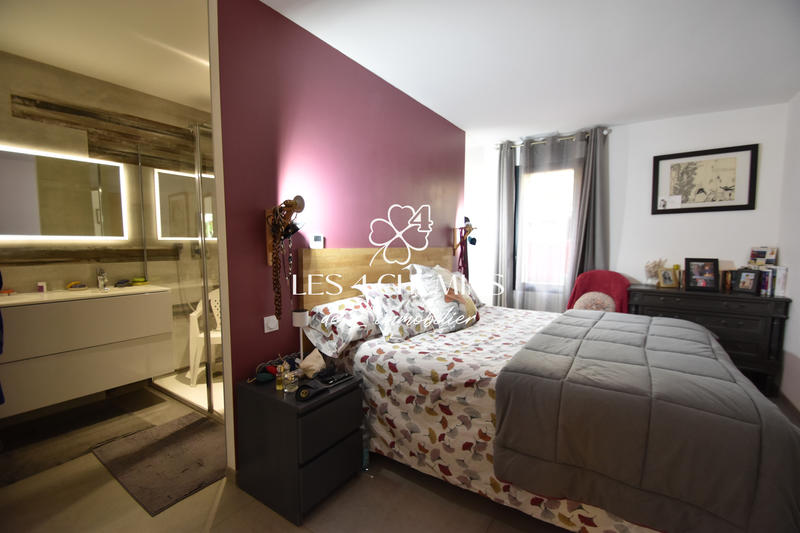 Villa - 200 m² - 7 pièces