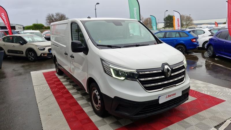 Renault Trafic Fourgon l2h1 3000 kg blue dci 130 grand confort
