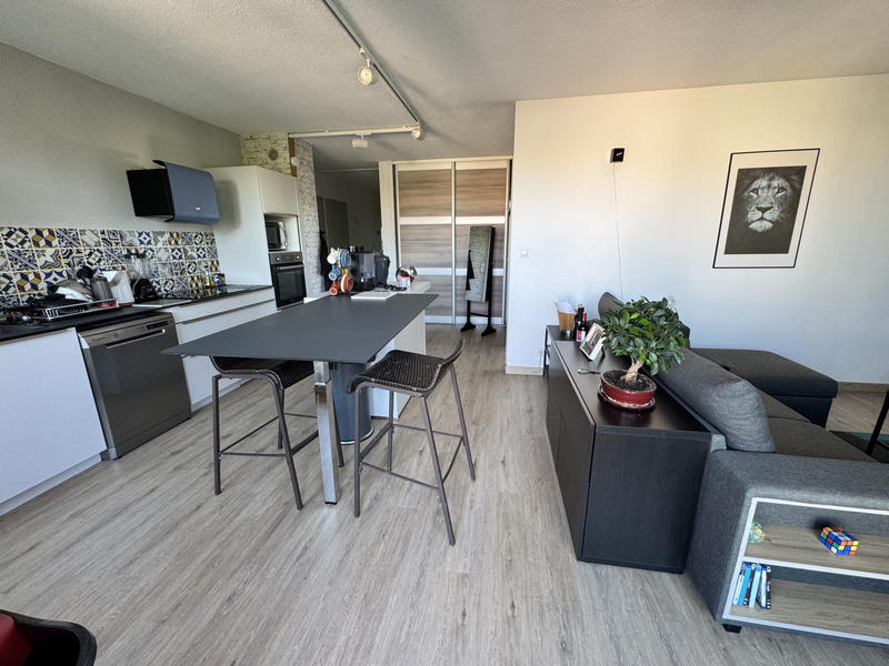 Appartement - 49 m² - 2 pièces