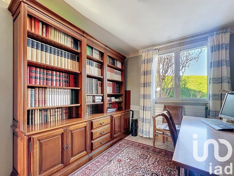 Maison - 145 m² - 9 pièces