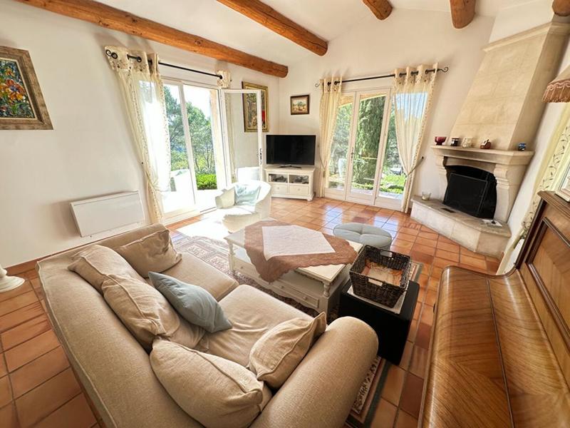 Maison - 200 m² - 7 pièces