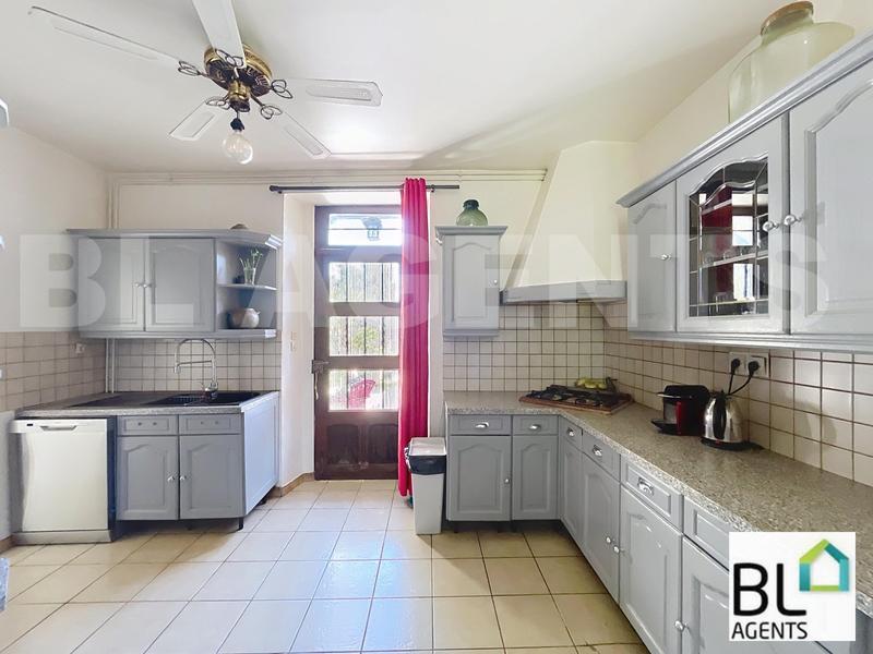 Maison ancienne - 129 m² - 7 pièces