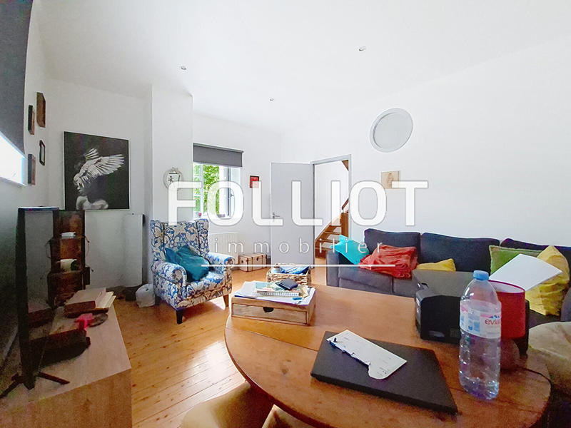 Maison - 248 m² - 7 pièces