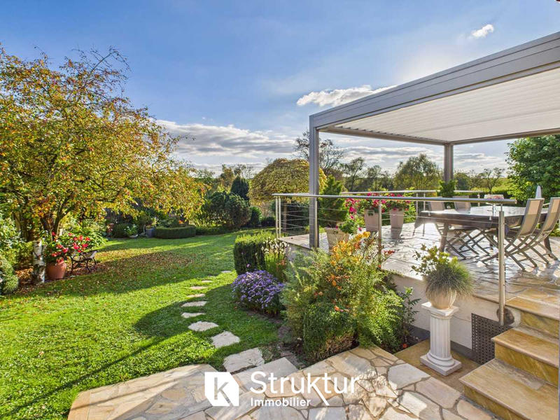 Maison - 140 m² - 5 pièces