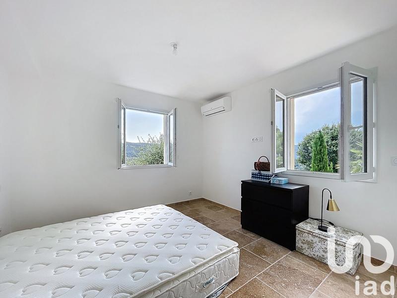 Maison - 257 m² - 10 pièces