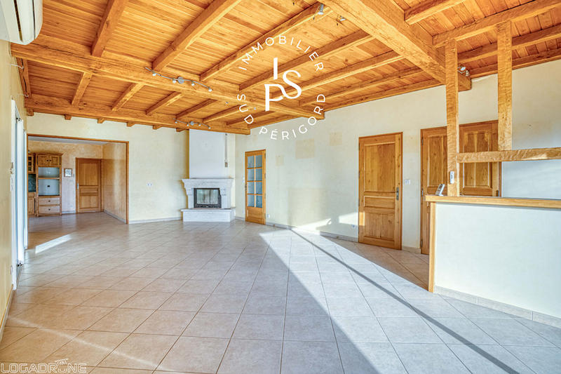 Maison - 178 m² - 5 pièces