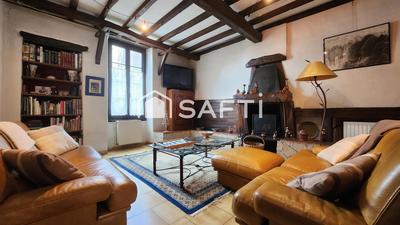 Maison - 280 m² - 16 pièces