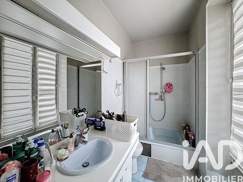 Maison - 262 m² - 7 pièces