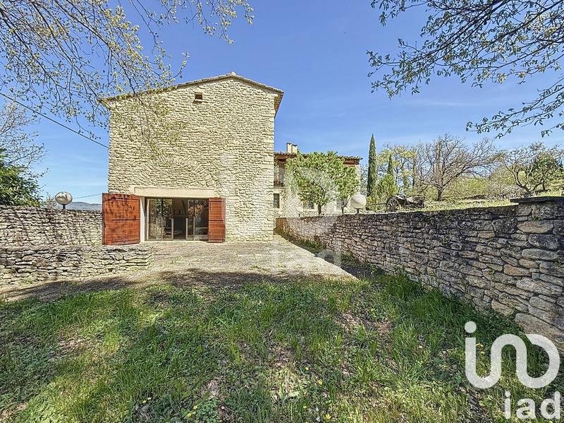 Maison - 355 m² - 6 pièces