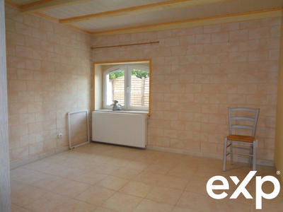 Maison traditionnelle - 270 m² - 7 pièces