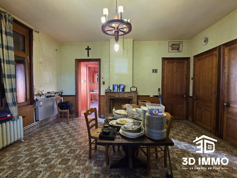 Maison - 254 m² - 12 pièces