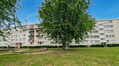 Appartement - 79 m² - 5 pièces