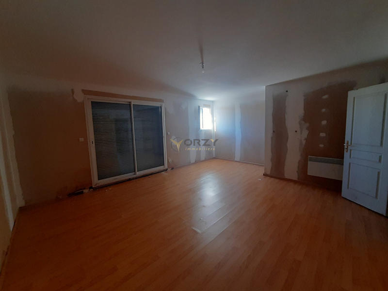 Maison traditionnelle - 194 m² - 6 pièces