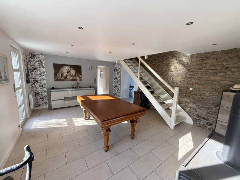 Maison - 143 m² - 6 pièces