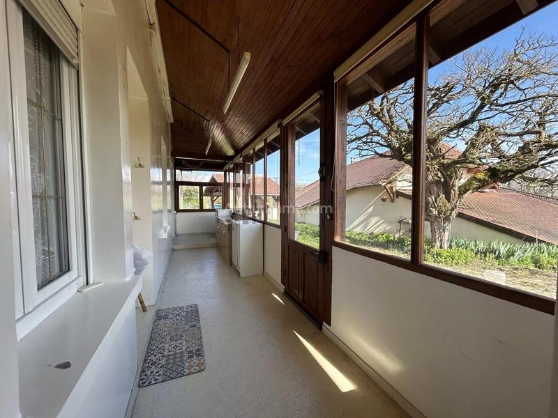 Maison - 234 m² - 9 pièces