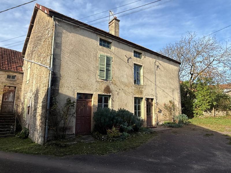 Maison de village - 135 m² - 6 pièces