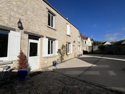 Maison ancienne - 235 m² - 11 pièces