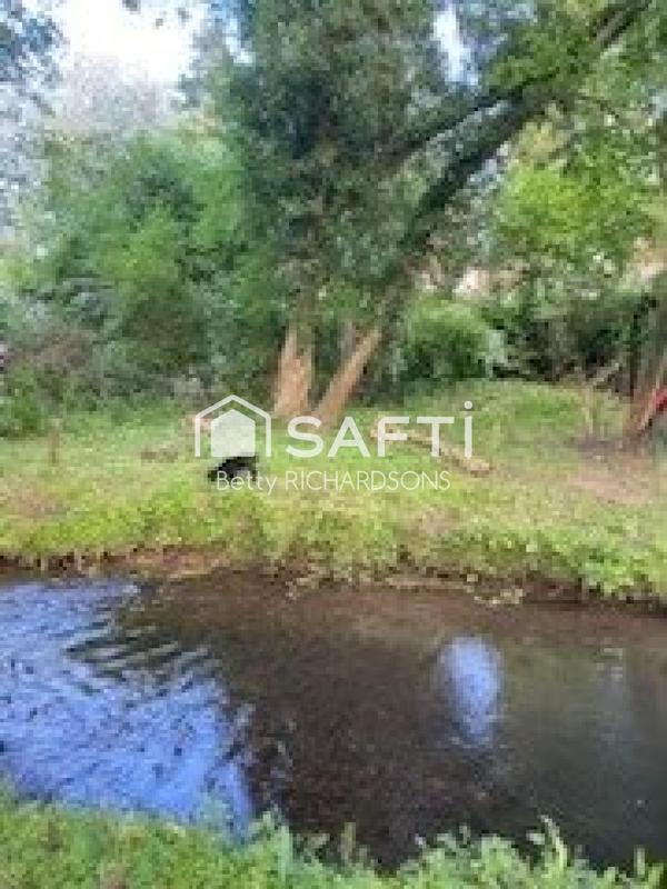 Maison - 200 m² - 11 pièces