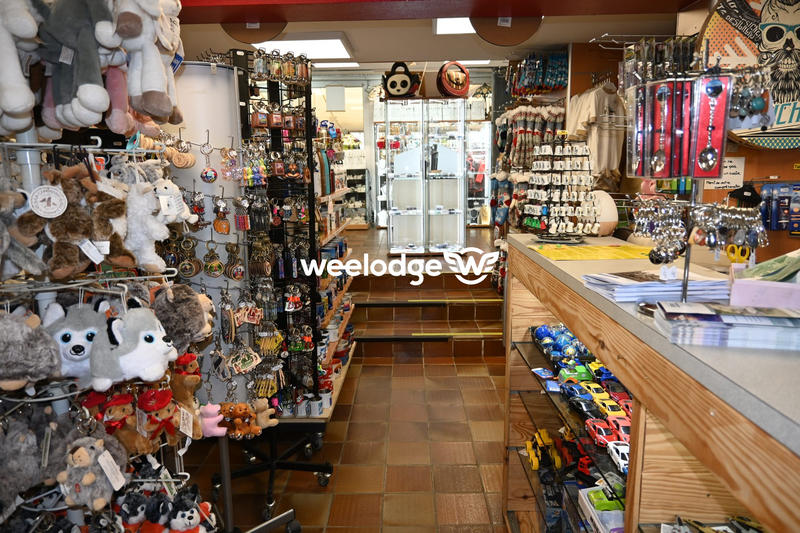 Local commercial - 64 m² - 3 pièces