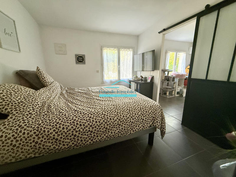 Propriété - 336 m² - 10 pièces