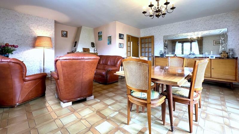 Maison - 132 m² - 8 pièces